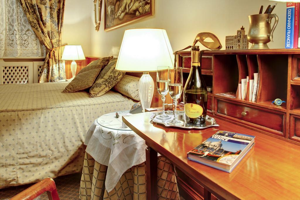 Appartement Le Vele Pied-à-Terre à Venise Extérieur photo